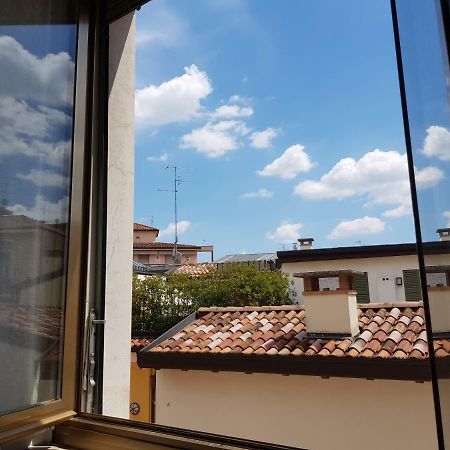 Appartamento Le Campane Верона Екстер'єр фото